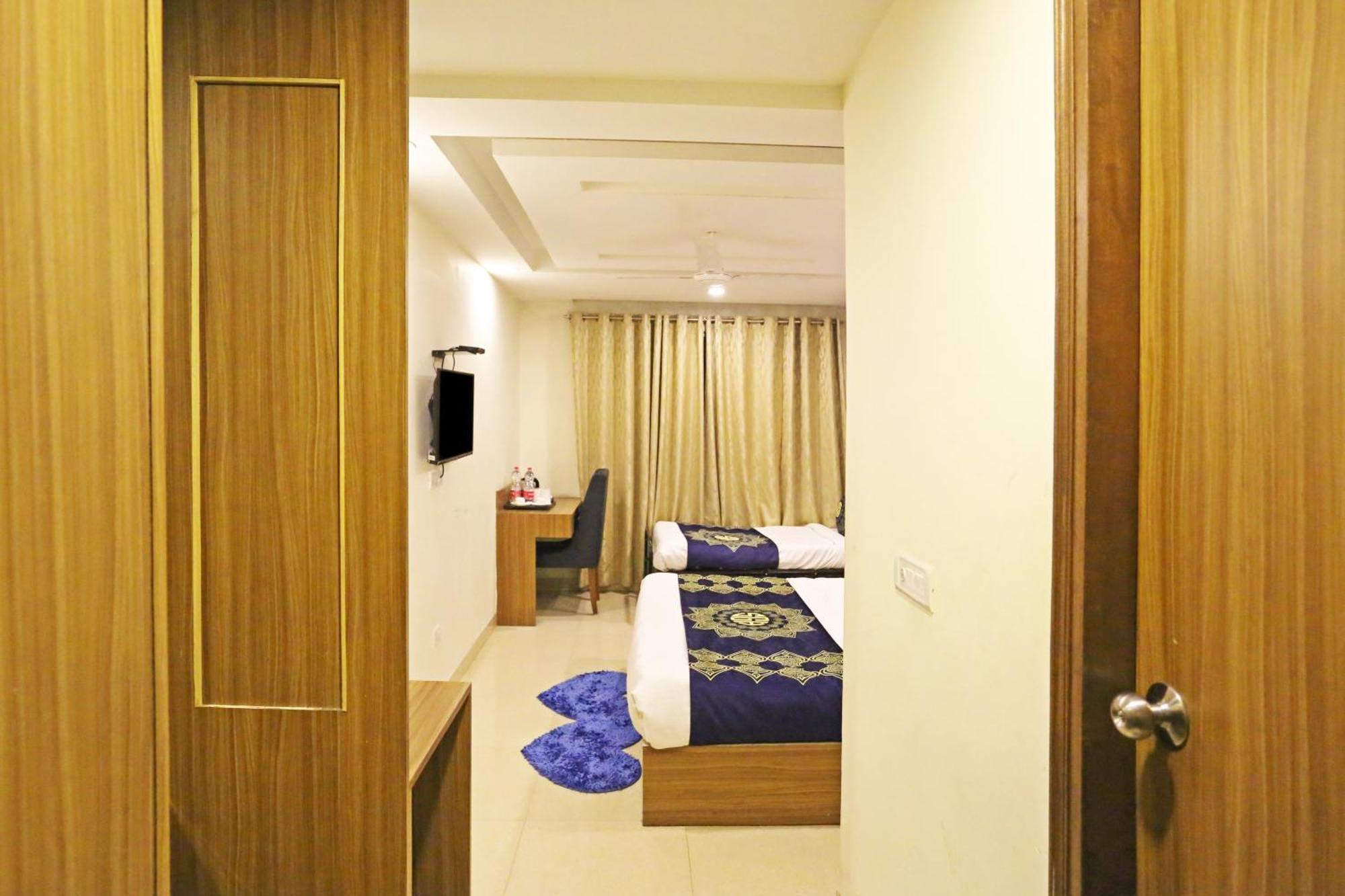 Hotel Grand Suites By D'Capitol Near Delhi Airport New Delhi Eksteriør bilde