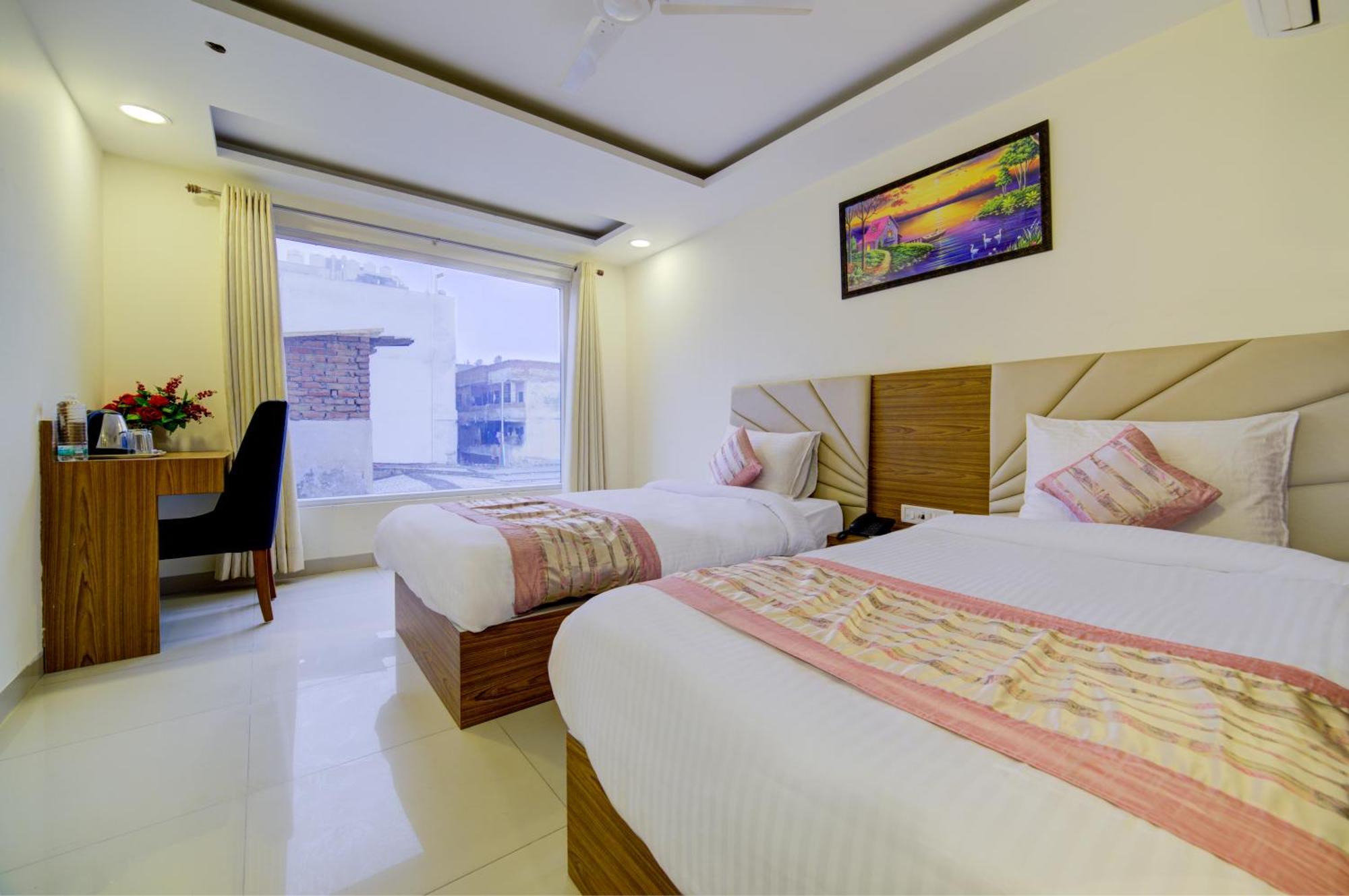 Hotel Grand Suites By D'Capitol Near Delhi Airport New Delhi Eksteriør bilde