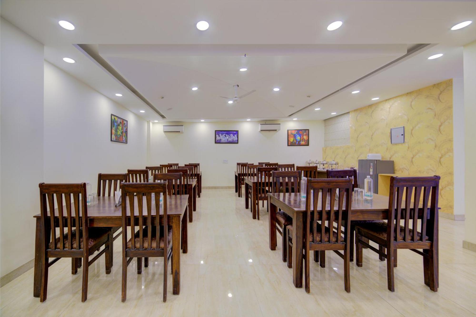 Hotel Grand Suites By D'Capitol Near Delhi Airport New Delhi Eksteriør bilde