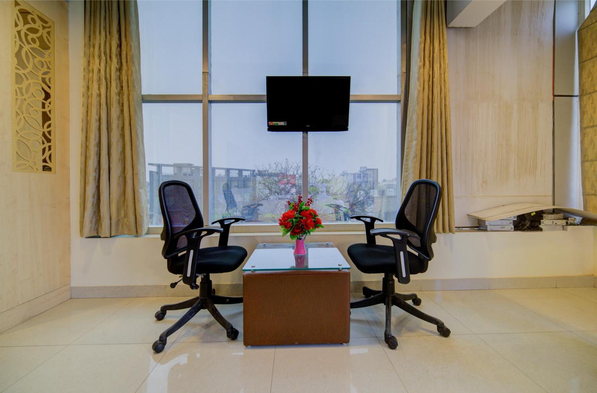 Hotel Grand Suites By D'Capitol Near Delhi Airport New Delhi Eksteriør bilde
